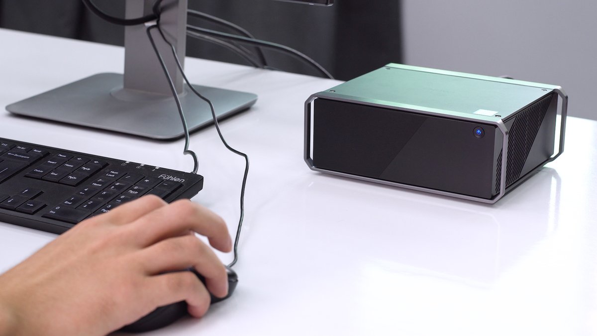 chuwidotcom's tweet photo. What a wonderful thing it is to work with our OWN products every day?
Check out more about #CoreboxX:https://t.co/prwQBdO1yE
🤩2L mini body
🤩Intel i7 processor
🤩Supports 4k hard decoding
🤩Supports Windows&Linux multiple systems
#mini #MINPC #minipcgaming #minipcssetup #bestmi https://t.co/xTcNVOfTCs