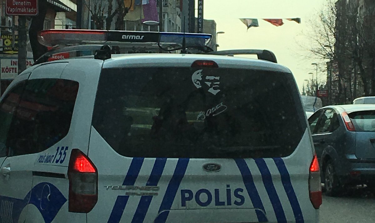TamerSabudak's tweet photo. Hayat sürprizlerle dolu :d https://t.co/FWTPCj7Qte