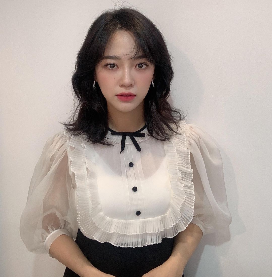 sejeongbar's tweet photo. [世正吧]    ·   图片   ·   210119
【clean_0828更新】
：犯人就是你第三季   制作发布会

#세정 #김세정 #SEJEONG #金世正 https://t.co/NT7y4zAt2V