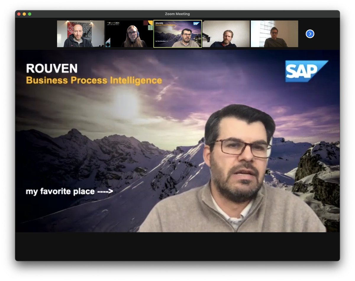 bertramschulte's tweet photo. Rocking into 2021... great #SAPdkom session with ⁦@RouvenMorato⁩. So much to learn.... https://t.co/vNfjLTfoqY
