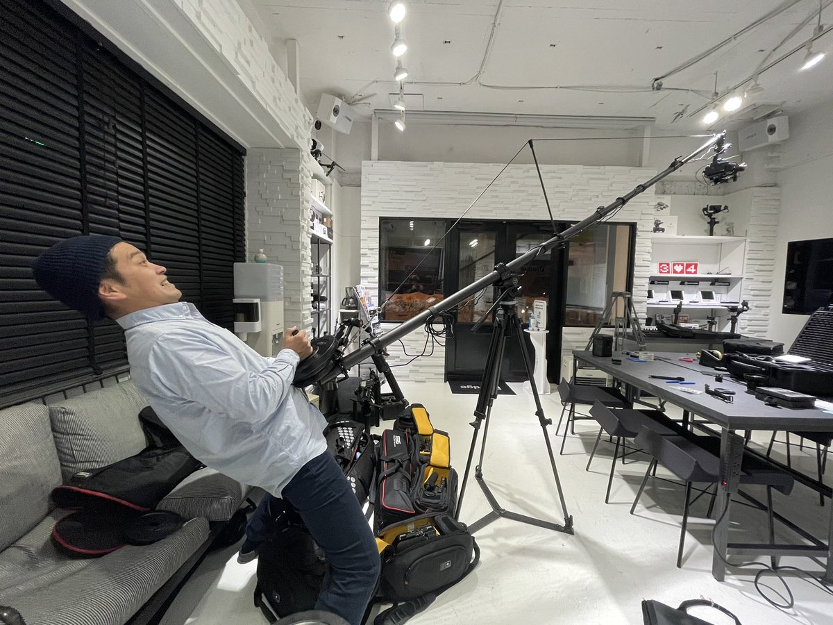 viledge_jp's tweet photo. TERIS の JQ40 に、DJI RS2 の組み合わせ最高過ぎて大物釣れました。
#teris #dji #rs2 #bmpcc4k #meike #3dfocus https://t.co/WXtu4AIc2Z