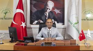 Defne’ye Hastane ve Fen Lisesi…
Belediye Başkanı İbrahim Güzel, İl Koordinasyon Kurulu toplantısında, ihtiyaçları yeniden gündeme taşıdı: