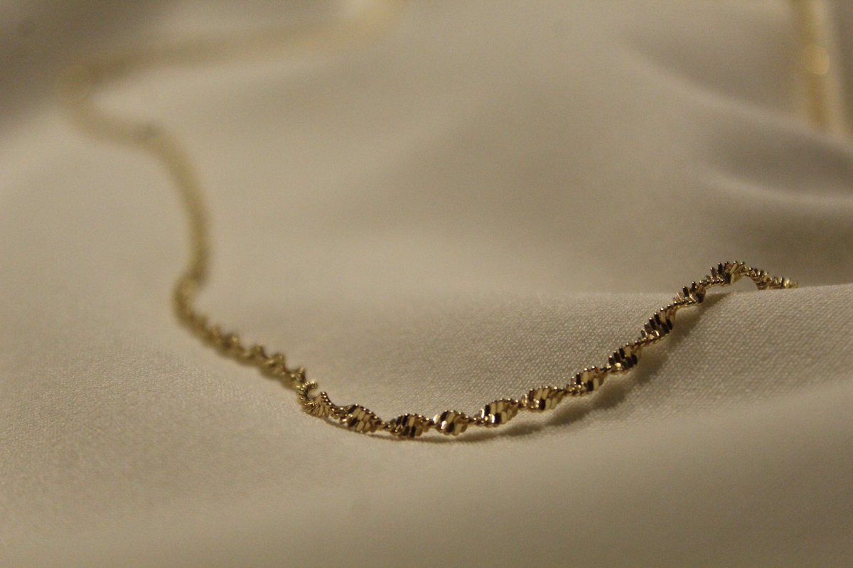 Kaliteli ve celik takilar için #shopier linki bio’da 🥰💫 #kolye #altin #taki #tasarim #gold #jewelery