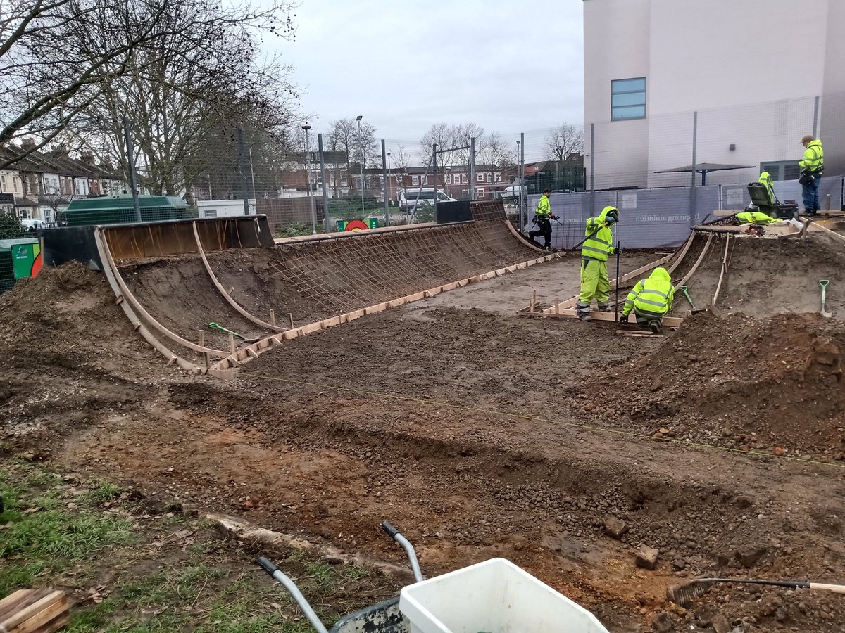 Labourstone (@labourstone) on Twitter photo Its taking shape! <a href="/wfcouncil/">Waltham Forest Council</a> new brand #SkateBoardPark in #CannHallPark to replace the previous worn out one! <a href="/CannHallCllr/">Cann Hall Councillor</a> @MPSCannHall <a href="/CannHallCan/">CannHallCan</a> @imaxinar @teninchwheels <a href="/TheWansteadtap/">The Wanstead Tap</a> Its taking shape! <a href="/wfcouncil/">Waltham Forest Council</a> new brand #SkateBoardPark in #CannHallPark to replace the previous worn out one! <a href="/CannHallCllr/">Cann Hall Councillor</a> @MPSCannHall <a href="/CannHallCan/">CannHallCan</a> @imaxinar @teninchwheels <a href="/TheWansteadtap/">The Wanstead Tap</a>