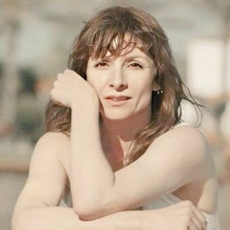 Najwanimriri's tweet photo. Goya and other festivals  is not important to us,we know the important thing,
Najwa Nimri always the best actress.And this truth will never change,we don't need awards to prove it...They can see: https://t.co/JEeh4G0QPb