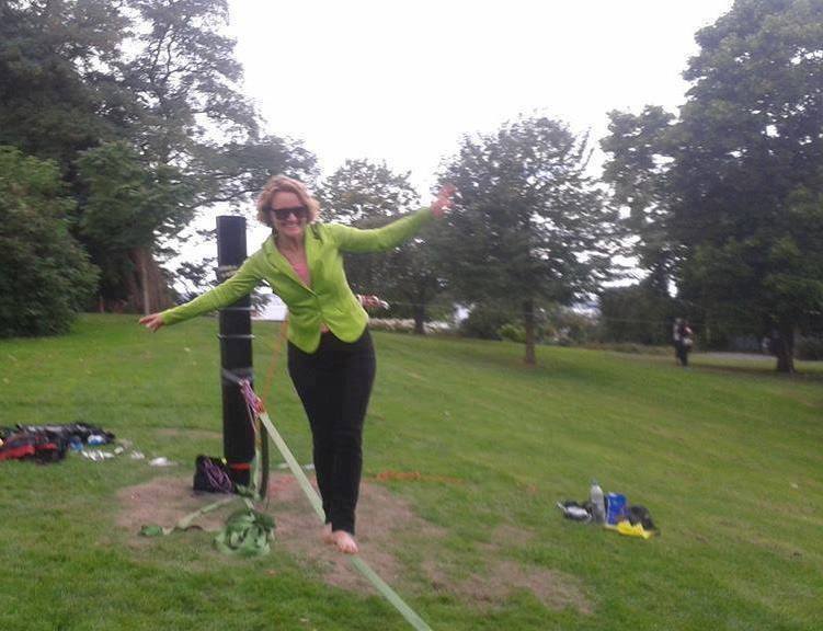 ewa_rion's tweet photo. Slackliner - painter Ewa Julia Rion
https://t.co/DUfS8vBXwJ https://t.co/M2MV9e7WjL