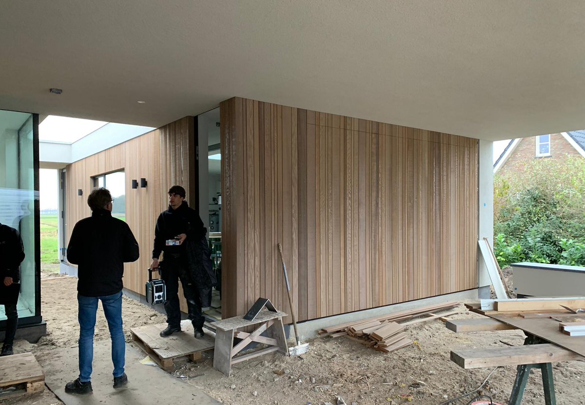 BroosdeBruijn's tweet photo. BDBA UPDATE | Vooroplevering woonhuis Lisse 
@Van der Geest Bouw &amp; Hout 
@Bouwbedrijf van der Geest Oud Ade https://t.co/NWHQNY0LTE