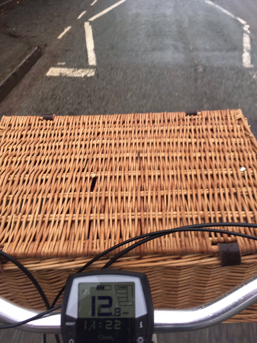 LaBonneParis1's tweet photo. A bracing bike ride in the watery sunshine this morning. A great way to clear the lockdown blues and deliver today’s ‘Tuesday Temptations’ to @PiesseRosie Steaming hot poppy & sesame New York #bagels this week. Just in time for lunch. #busybakergirl #funkyfrankwell #Shrewsbury https://t.co/HYysRPPJk3