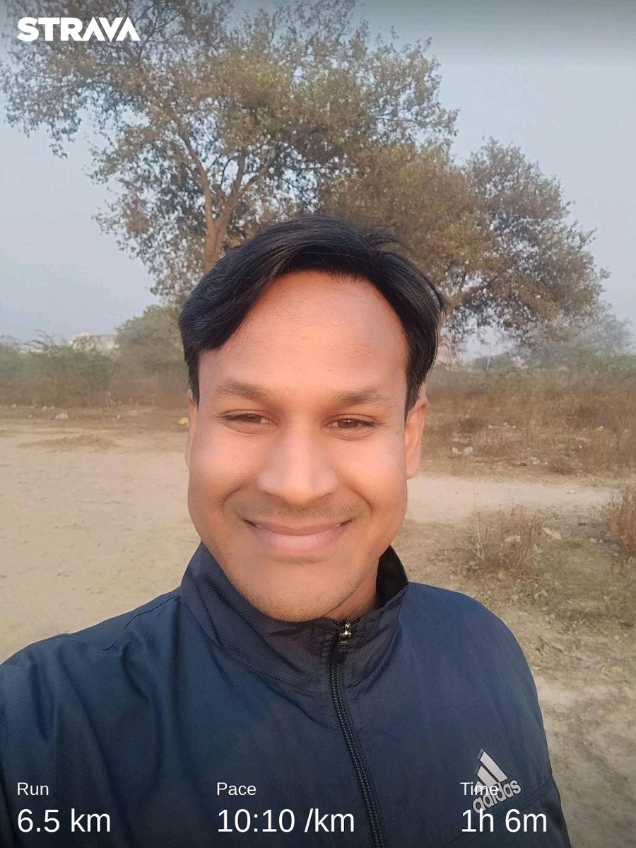 thehybridrunner's tweet photo. Cheer for every moment 🤞
Either you learn Today,
Or tomorrow,
This moment will never come back Again ❤️
#KeepGoing 
#KeepTheFaith 
#keep_forward 
#Runner 
#RunningMan
#RunOn 
#runhidefight 
#runchat
#fitnessmodel 
#fitnesslifestyle 
#fitnessaddict 
#TuesdayInspiration 
#runfit https://t.co/JVUME1OIod