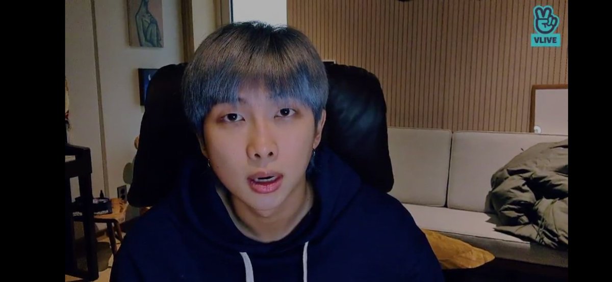DAkoJon's tweet photo. Ким Намджун просто шикарный 

🌍✨

#KimNamjoon https://t.co/iZZvQ6ceJa