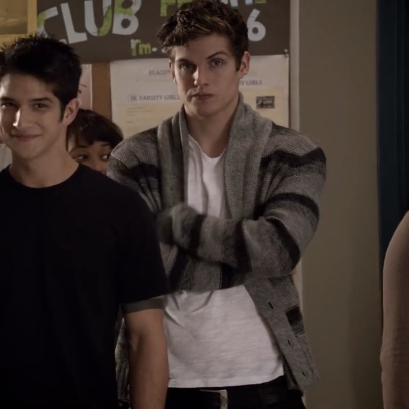 isaac lahey wearing sweaters: a short but necessary thread