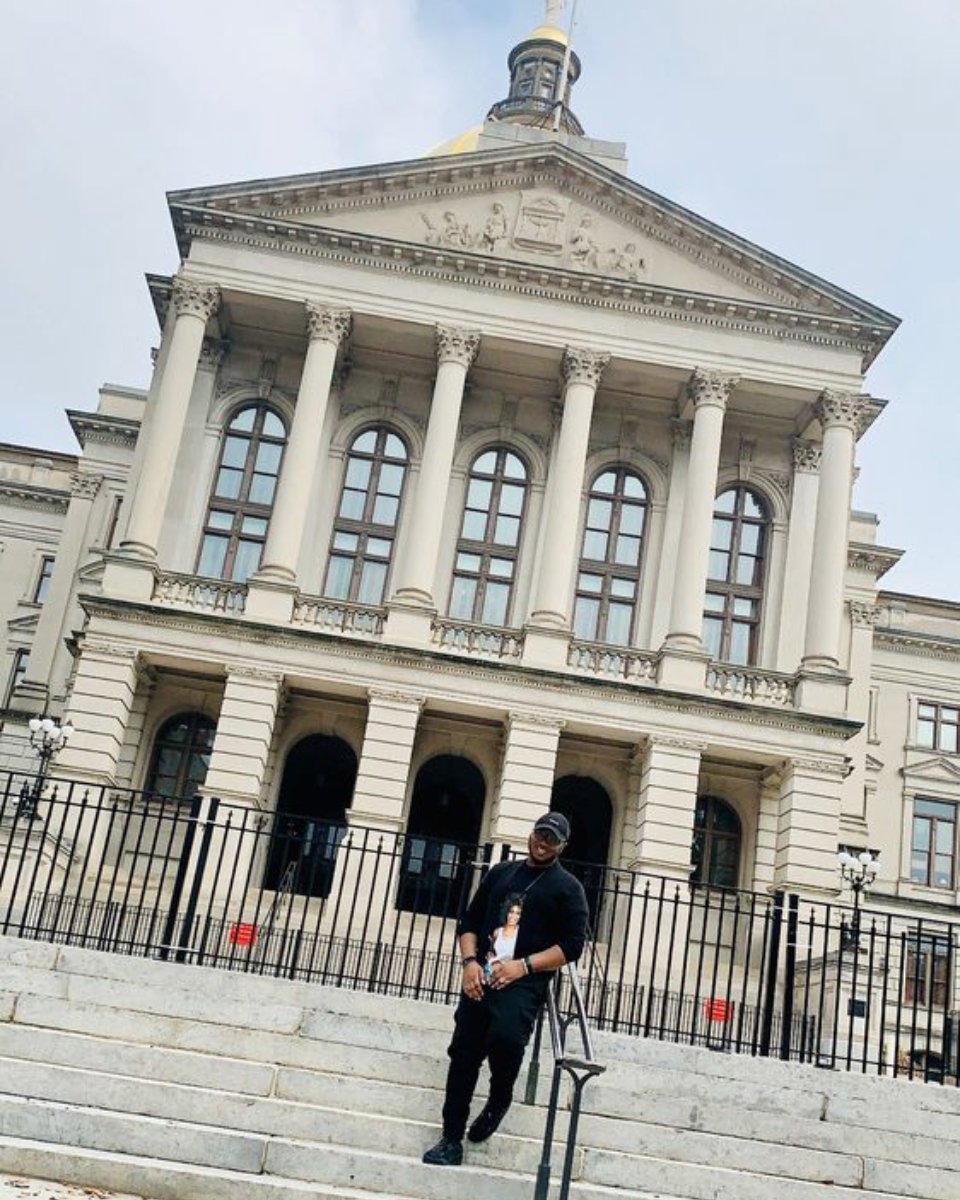 We bridge the gap between old-school landmarks and new-school gems by taking you everywhere, from the historic block of Sweet Auburn to popular sites in the city’s major social scenes.