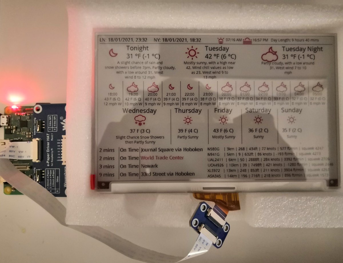 macole111's tweet photo. Spent the long weekend finishing up the new version of my Pi Weather Screen, now with eInk goodness! https://t.co/EKIfNacDnk https://t.co/JPGiGxn9OZ