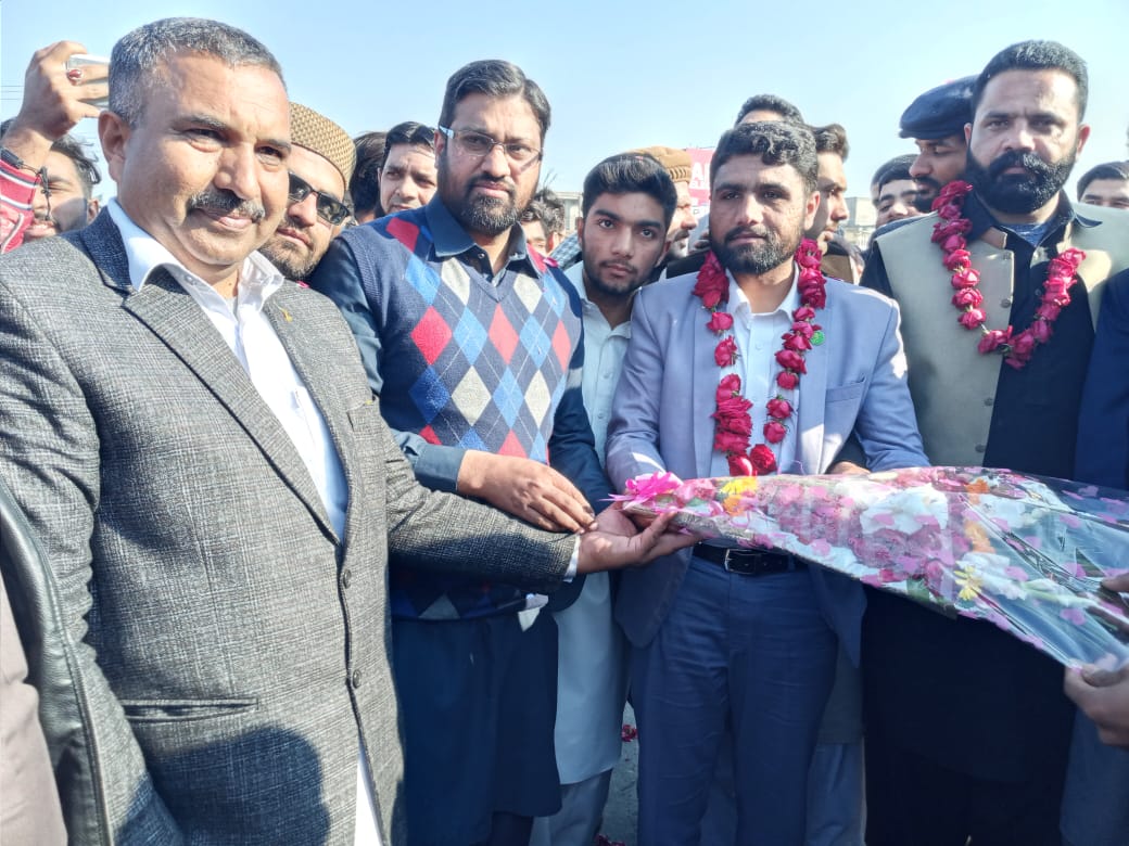 syeduzair92's tweet photo. #53yearsofATi
Memory of ROAD KARWAN. https://t.co/ieoHRbfhGB