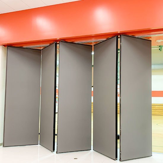 aa_wall_cover's tweet photo. We have completed multiple installations making us partition wall experts for schools, universities, classrooms, and gymnasiums.  

With many students enrolled in online learning, schools are using this time to upgrade their grounds. 

📚📖📓🎈 https://t.co/F5qHuLfeUe