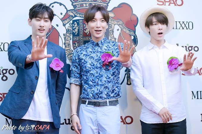 Hitting the premieres and getting them brand deals #SUPERJUNIOR    @SJofficial