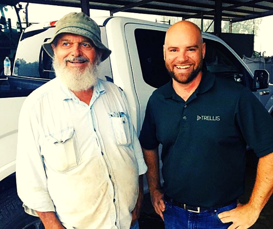 trellis_inc's tweet photo. On this #Trellisinc Tuesday we are looking back at our first time at #PirkleFarms where we got to meet @ClayPirkle and his dad Gerald. They are using the latest tools and technology to #GrowMoreUseLess
.
.
.
#Farming #Irrigation #IrrigationManagement #Agriculture #IoT https://t.co/Q6HGXXtlO2