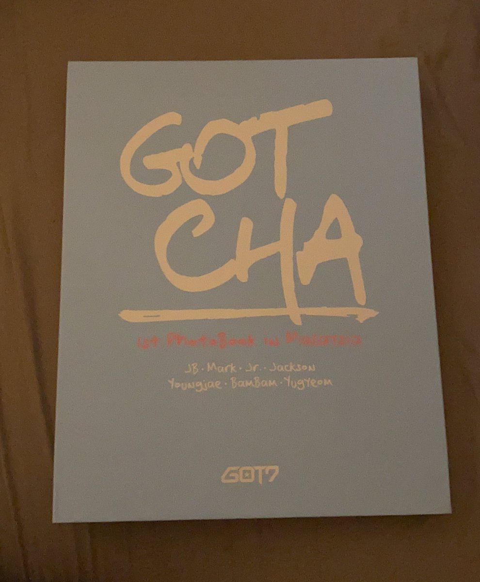 juniorpics's tweet photo. would anyone be interested in buying this GOT7 1st photobook in Malaysia. shipping from uk #got7 #kpopselling #got7album https://t.co/MisapNDUYl