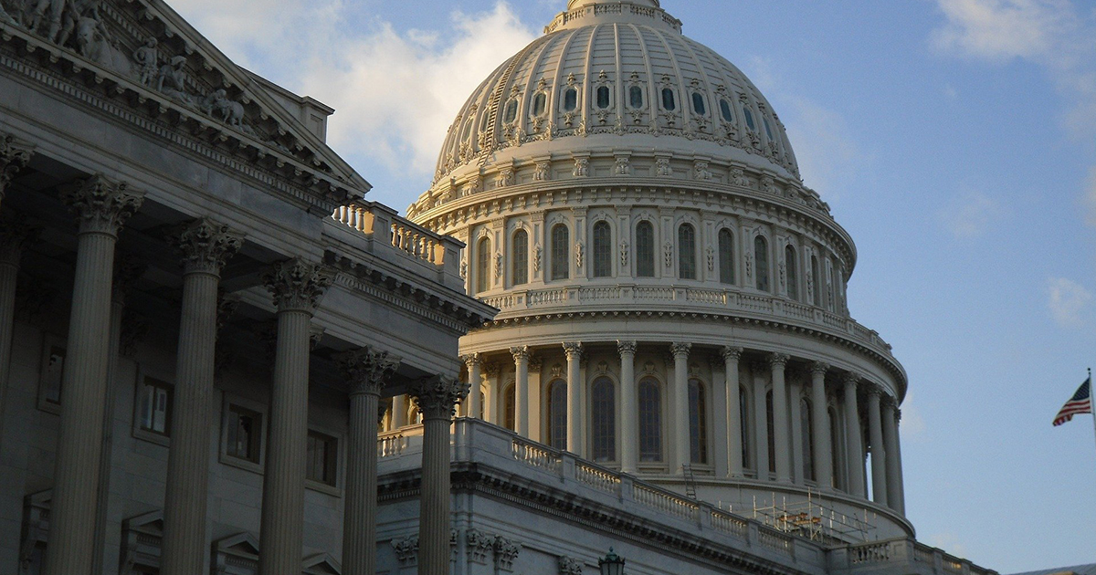 After the Jan. 6 attack on the U.S. Capitol plunged America into a new political crisis, what can we learn from history about what it all means? On Jan. 20, join experts from <a href="/WVUHistoryDept/">WVU History Dept</a> and @WVU_CEHS in a virtual conversation. eberly.wvu.edu/news-events/ev…