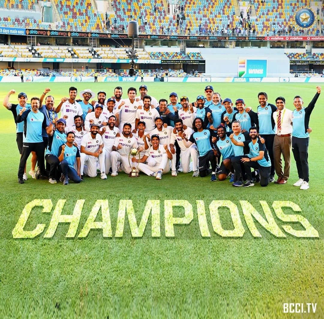 viv__18's tweet photo. #IndiaWins #IndiavsAustralia #IndianCricketTeam @ajinkyarahane88
@BCCI @imShard

हुजूर जान बचाके भागिए सुना है उनका सरदार कोई " मराठा " है |  ( अजिंक्य रहाणे ) 
और जनाब वो मराठे तो कभी नही हारते | 🚩
|| एक मराठा || लाख मराठा || https://t.co/BXnwoialM8