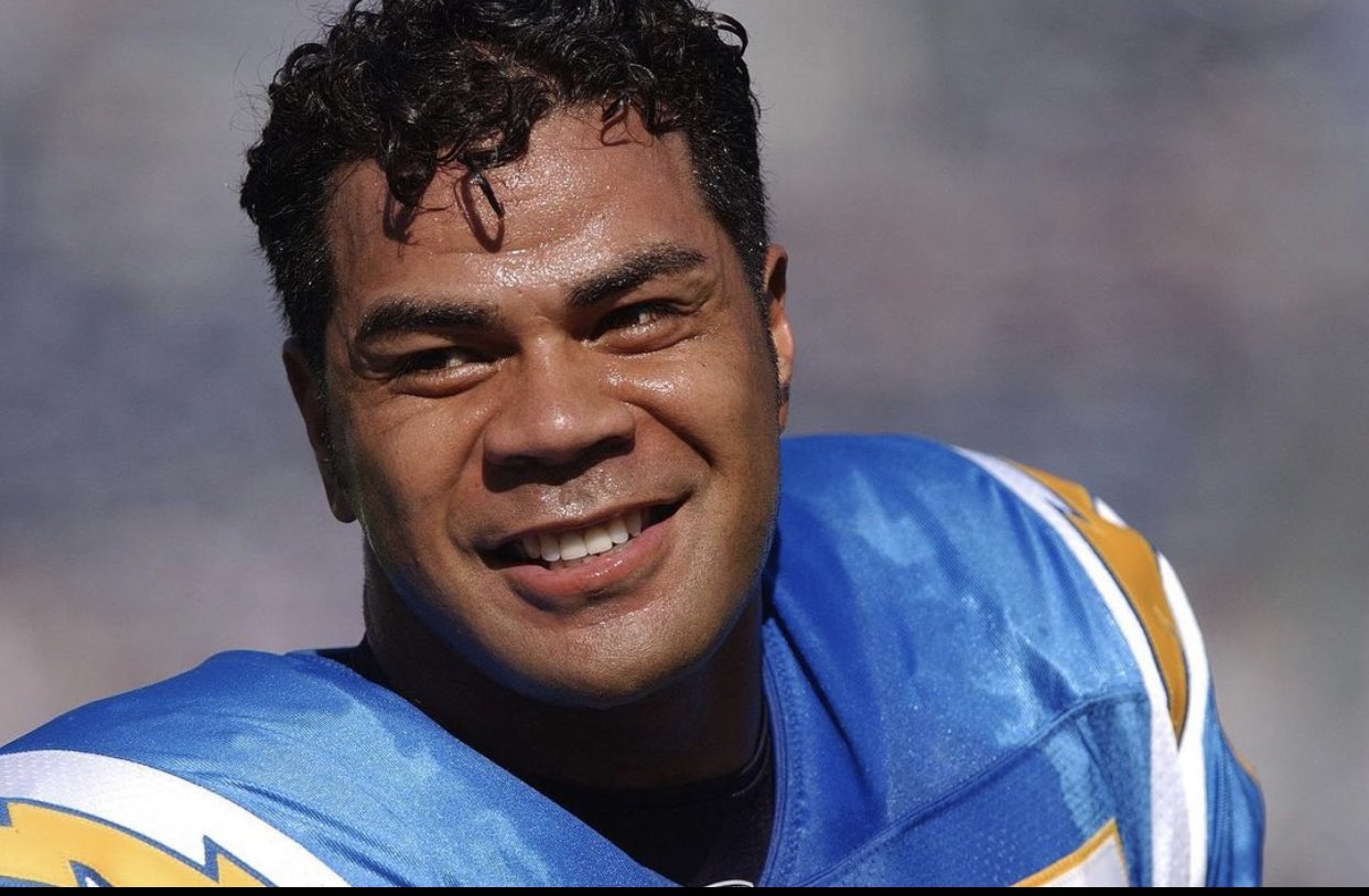 Happy Birthday to the !! Junior Seau        