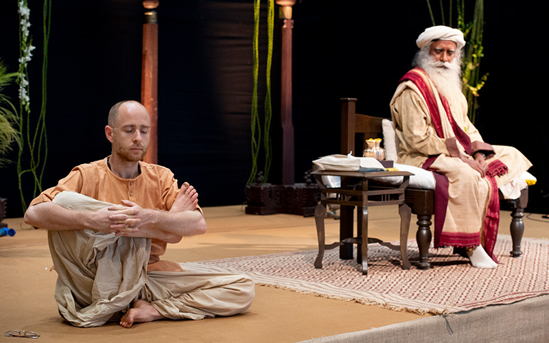 SadhguruJV's tweet photo. Once you are flexible, you are willing to listen; not just to someone's talk – you are willing to listen to life. #SadhguruQuotes https://t.co/BtN6nfVHPv