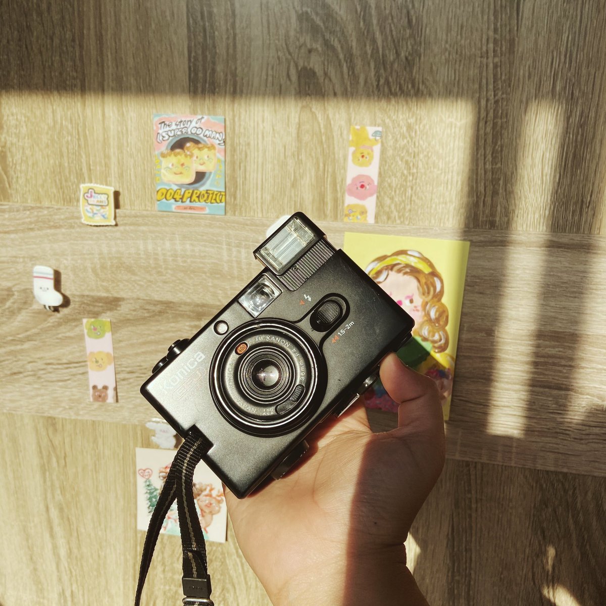kongfilmjapan's tweet photo. KONICA EFJ AUTODATE (2490฿) ถ่ายได้เต็มระบบ บอดี้สวย สีดำเงามีริ้วรอยบ้างปะปาย สภาพสมบูรณ์ ห้องฟิล์มสะอาด ช่องมองใส ขนาดพอดีมือ เบา พกพาสะดวก ใช้ฟิล์ม 135 (35mm) เหมาะสำหรับมือใหม่ Auto focus #กล้องฟิล์ม #กล้องฟิล์มคอมแพ็ค #กล้องฟิล์มราคาถูก #konicaefj #konicapop https://t.co/xnirXFRLCH