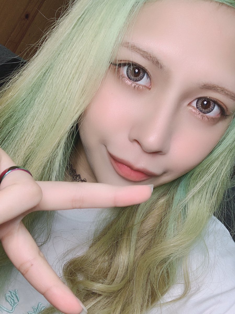 Suzuka0308_'s tweet photo. ウサたむラブ🐇🐇❤️
#fr2 #XLARGE #fr2getto
#fxxkingrabbits https://t.co/Vhcpb0XnXR
