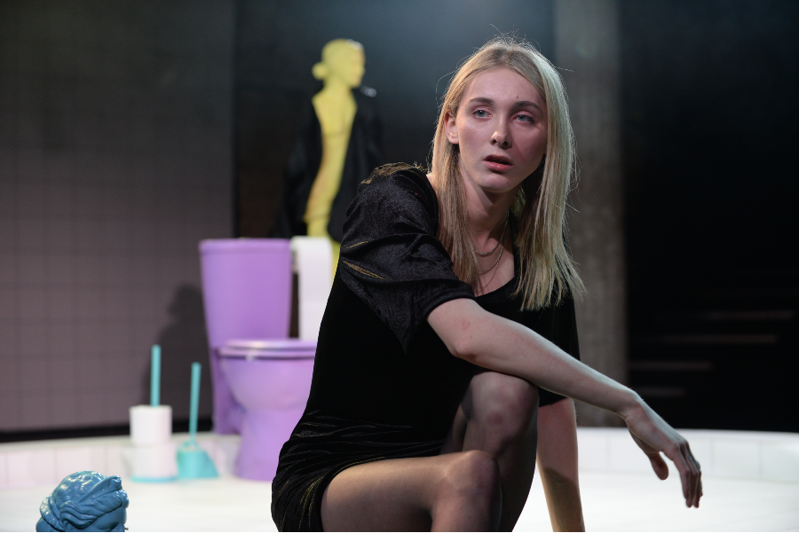 "Rosie and Charlotte’s friendship highlights how knotty and complex friendships with cis people can be."

Jess Rahman-González writes on Overflow, Travis Alabanza’s play about friendship and toilets - available online this week
exeuntmagazine.com/reviews/review…
