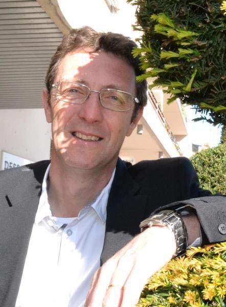 GilAverous's tweet photo. Christophe Bailliet nous a quitté ce matin, trop tôt, trop jeune. Il était un pilier de notre équipe tant au plan municipal qu’à la communauté d’agglomération de @Chateauroux36. Il nous a beaucoup appris et il a énormément fait pour la collectivité... https://t.co/KC7EOrzhDM