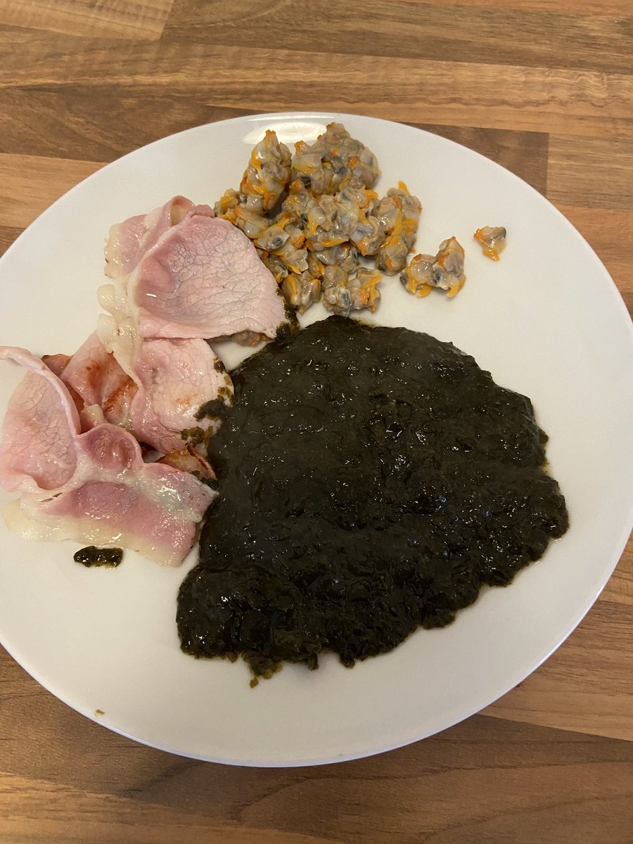 dougiebader's tweet image. The benefits of home working means a real lunch. #tastesofwales. @CelticCrab