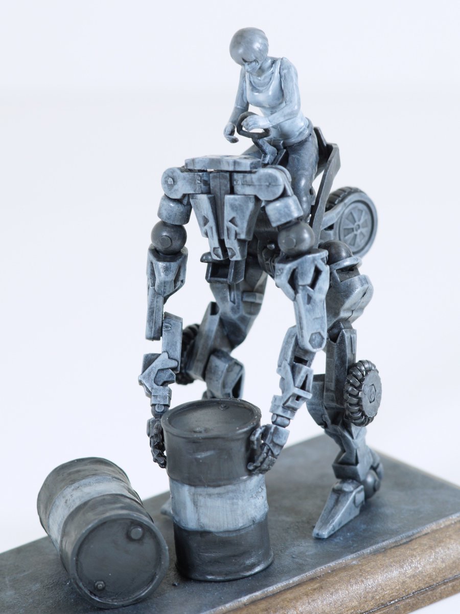 「OBSOLETE」のプレゼント企画で頂いたエグゾフレーム素体、半年以上寝かしてましたが、EP12まで観た勢いで完成させました。せっかく貰ったのに遅くなってスイマセン。
しかしEP12はいろいろ衝撃的だった。
#OBSOLETE 
#エグゾフレーム