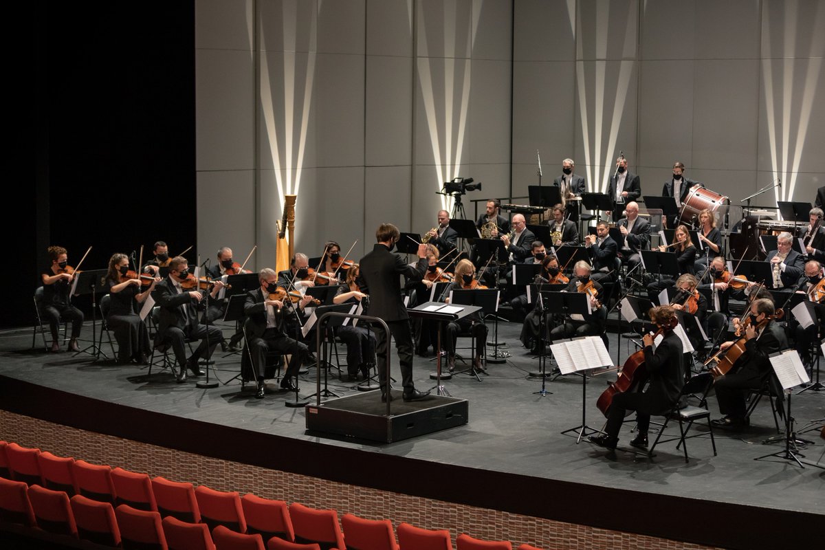 OrchestreOpéraMassy (@orchoperamassy) on Twitter photo Le Concert du Nouvel An organisé par l'<a href="/agglopariSaclay/">Agglomération Paris-Saclay</a> est toujours en ligne !
RV au lien suivant pour (re)voir ce premier concert de 2021:
youtube.com/watch?v=A8zjMi…
-
<a href="/operademassy/">opera de massy</a> <a href="/villedemassy/">Ville de Massy</a> <a href="/CDEssonne/">Département de l'Essonne</a> Le Concert du Nouvel An organisé par l'<a href="/agglopariSaclay/">Agglomération Paris-Saclay</a> est toujours en ligne !
RV au lien suivant pour (re)voir ce premier concert de 2021:
youtube.com/watch?v=A8zjMi…
-
<a href="/operademassy/">opera de massy</a> <a href="/villedemassy/">Ville de Massy</a> <a href="/CDEssonne/">Département de l'Essonne</a>