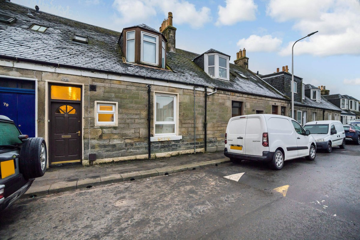 NEW TO THE MARKET
81 GRIEVE STREET, DUNFERMLINE
OFFERS IN REGION OF £115,000
Traditional ground floor garden apartment in sought after town centre location within a short walk of all local amenities and Pittencrieff Park.
morganlaw.co.uk/.../81-grieve-…
Email info@morganlaw.co.uk to view