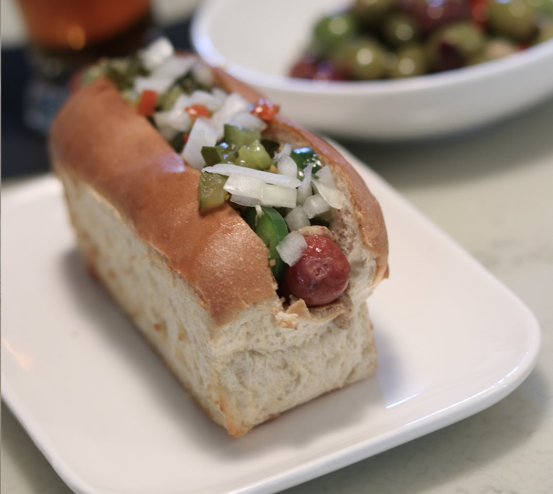 ButcherandBar's tweet photo. $5 HOTDOG Tuesday πCome in anytime before 4PM and grab yourself a tasty 100% beef, house made hotdog!
#Butcher #Butchershop #Meat #Hotdog #BBQ #CleanMeat #hotdogs #eat #lunch #foodie #Foodpic #Butchermeat #BoyntonBeach #SouthFlorida #SouthFloridaButcher #BoyntonButcher #SoFlo https://t.co/AAkDxW9oQM