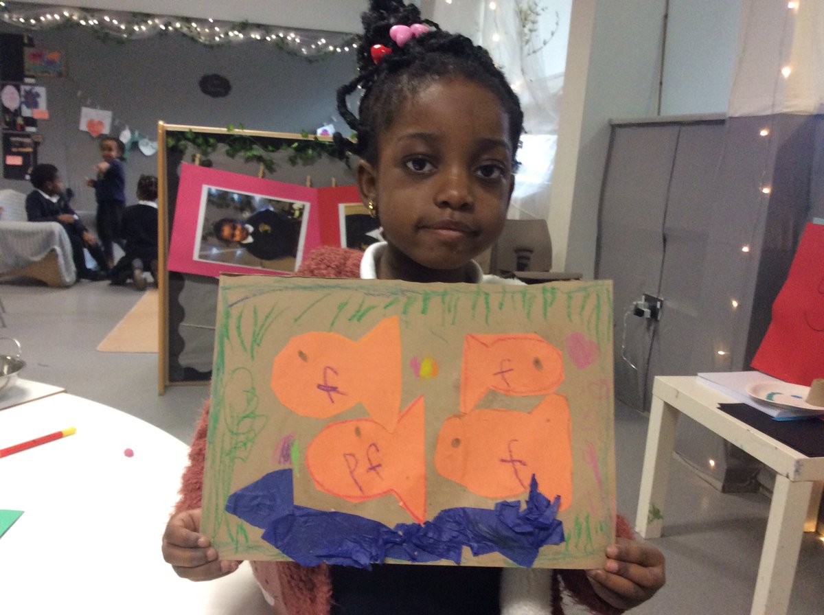 LozellsTM's tweet photo. “Come and look at our beautiful fish tanks, 
we have been  looking  at the letter sound F,F,F for fish #jollyphonics #swaylearning @Dipika4Patel @dhesi_avnish @LozellsJH @LozellsPrimary https://t.co/wTE8bBXdH8