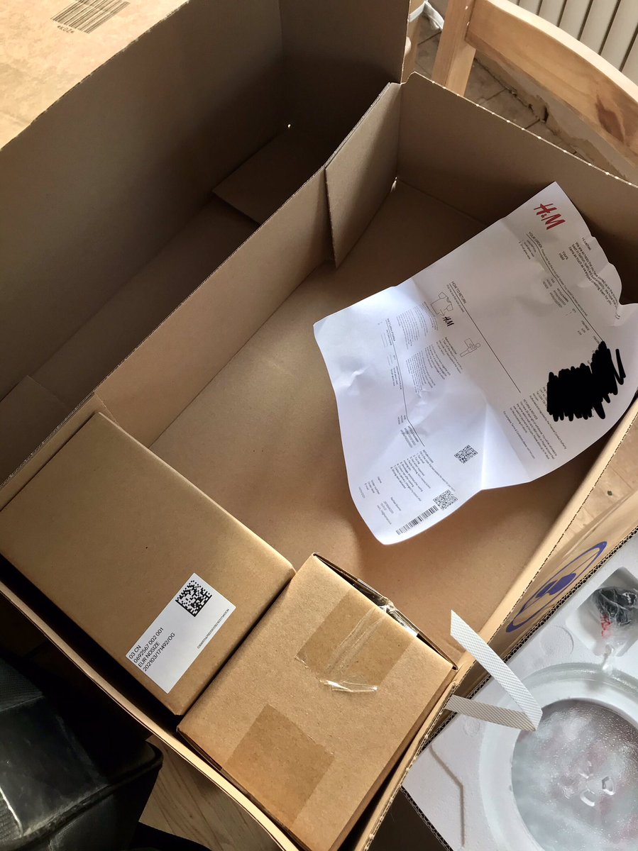 Raachx's tweet photo. I think you need to invest in some smaller cardboard boxes @hm! What a waste... https://t.co/uijlqKXZFz