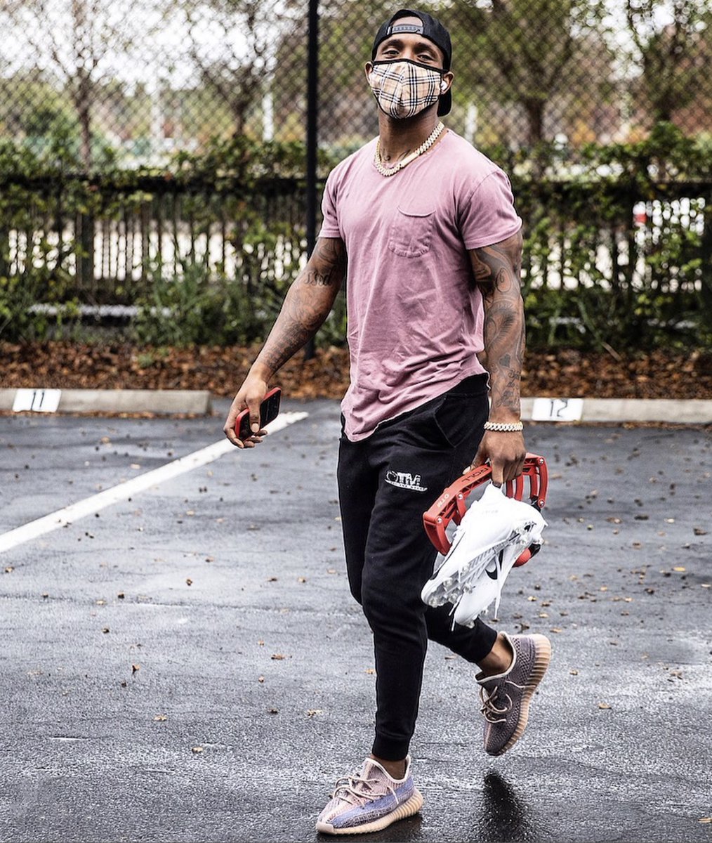 ROLLRecovery's tweet photo. “Out The Mud.” - @JaydonMickens. Congratulations to the @Buccaneers. On to the next. Good luck Sunday! Photo by: @JaydonMickens / @kyle_zedaker. #DigDeeper #R8 #R8custom #OTM #GoBucs https://t.co/UjUvEFd2sS