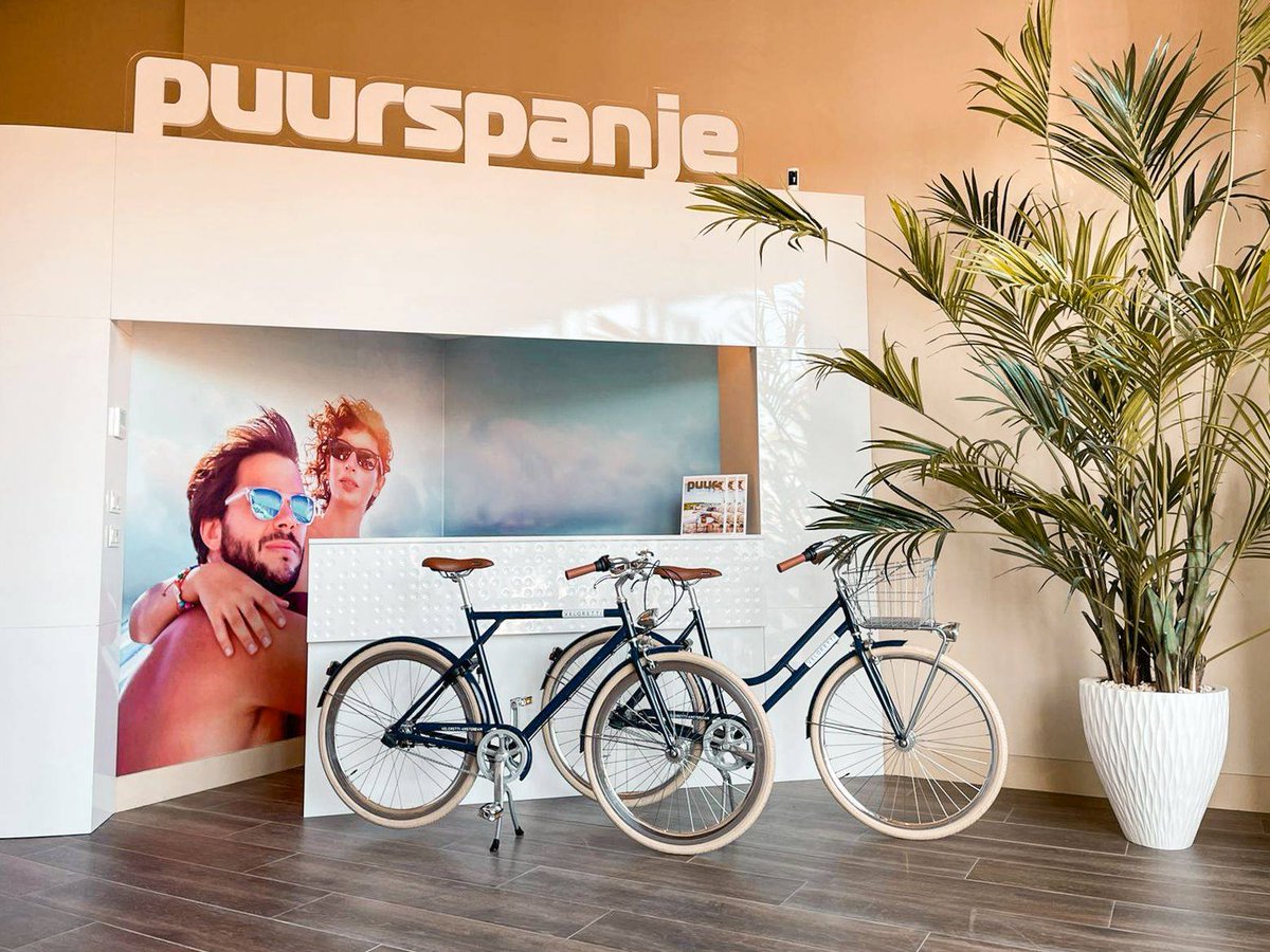 Wij willen onze toekomstige klanten graag een mooie fiets cadeau doen.
Als je een woning via Puurspanje koopt, ontvang je 2 prachtige fietsen van het merk <a href="/Veloretti/">Veloretti</a>!
Neem contact op via +34 618 245 967 of info@puurspanje.nl bij interesse in een woning onder de Spaanse zon!