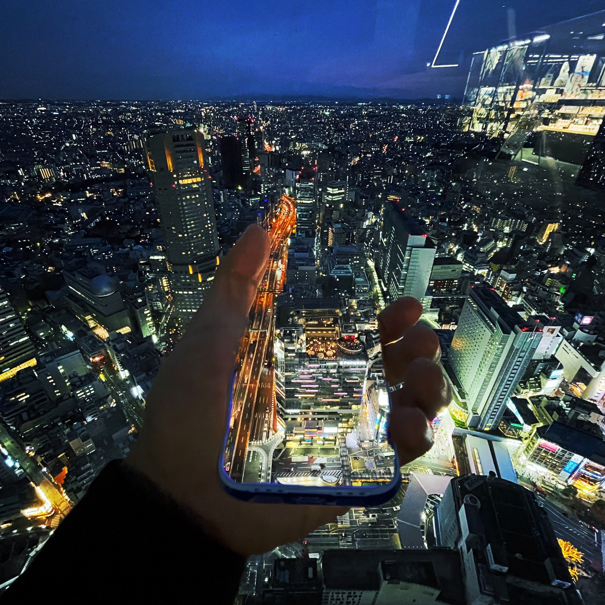K Ji 地上45階から 夜景 風景写真 渋谷 渋谷スカイ 渋谷スクランブルスクエア Shibuyasky 写真で遊ぼう Canva Snapshot ファインダー越しの私の世界 Iphone12pro T Co Kf4lbethdq Twitter