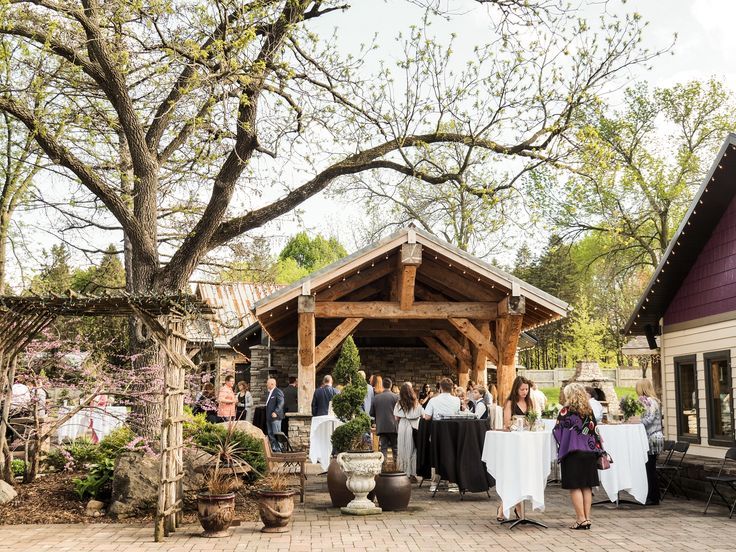 Spring at The Gardens – The Gardens of Castle Rock ~ MN Wedding Venue  #MinnesotaWeddingVenue #GardenWedding #TheGardensofCR #MNWedding #LoveGrowsatTheGardens #Wedding #WeddingVenue #MinnesotaWedding #MNVenue #OutdoorWedding #ThisisNorthfield #NorthfieldMN
buff.ly/3oihdEV