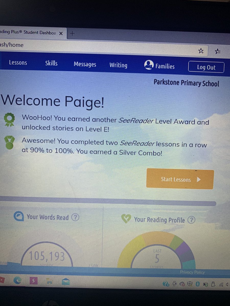 KirstyJohnson90's tweet image. She did it! @ParkstoneP @parkstone_home @ReadingPlus #LevelledUp #LevelE 🥳💃🏽👩🏻‍🏫📚
