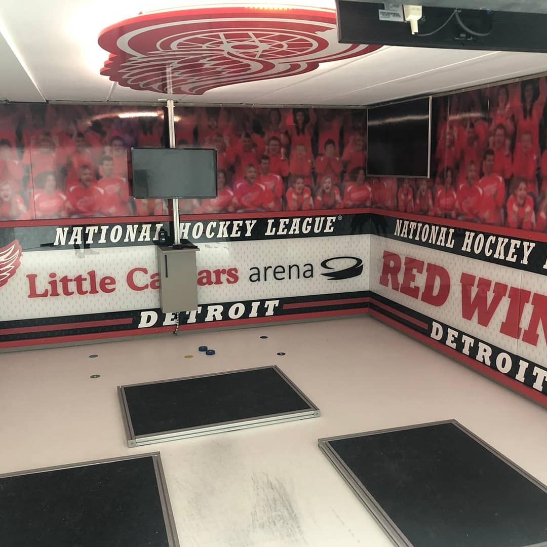 RapidShot_NA's tweet photo. Check out this custom home unit in an absolute dream of a basement in Luxembourg! π±πΊπ±πΊπ±πΊ. Our friend Yves and his son Milan are enjoying training on their RapidHands built into a RapidShot! π‘π₯
ππ¨
#rapidshot #rapidhands #dreamhome #basementgym https://t.co/8FHsEGyTXM