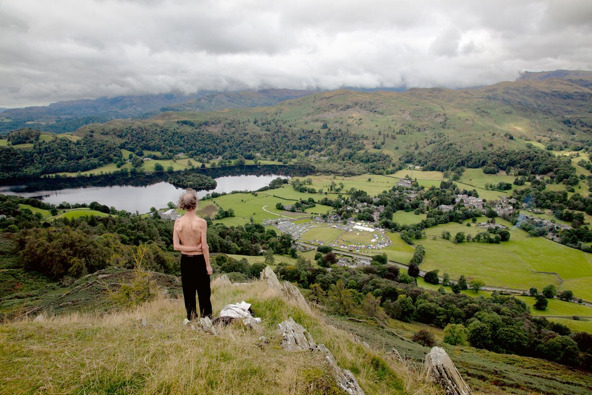 Tek Hod: Embroidered Wrestlers of the North. Tap the link below for more...

pylotmagazine.com/tek-hod-embroi…