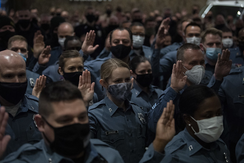 USMarshalsHQ's tweet photo. Deputy Marshals from D.C. District Court swear in a total of 2300 law enforcement officers from across the country as Special Deputy U.S. Marshals prior to the upcoming presidential inauguration: https://t.co/BMw8qD9HtK https://t.co/nW9Vs6Fdll