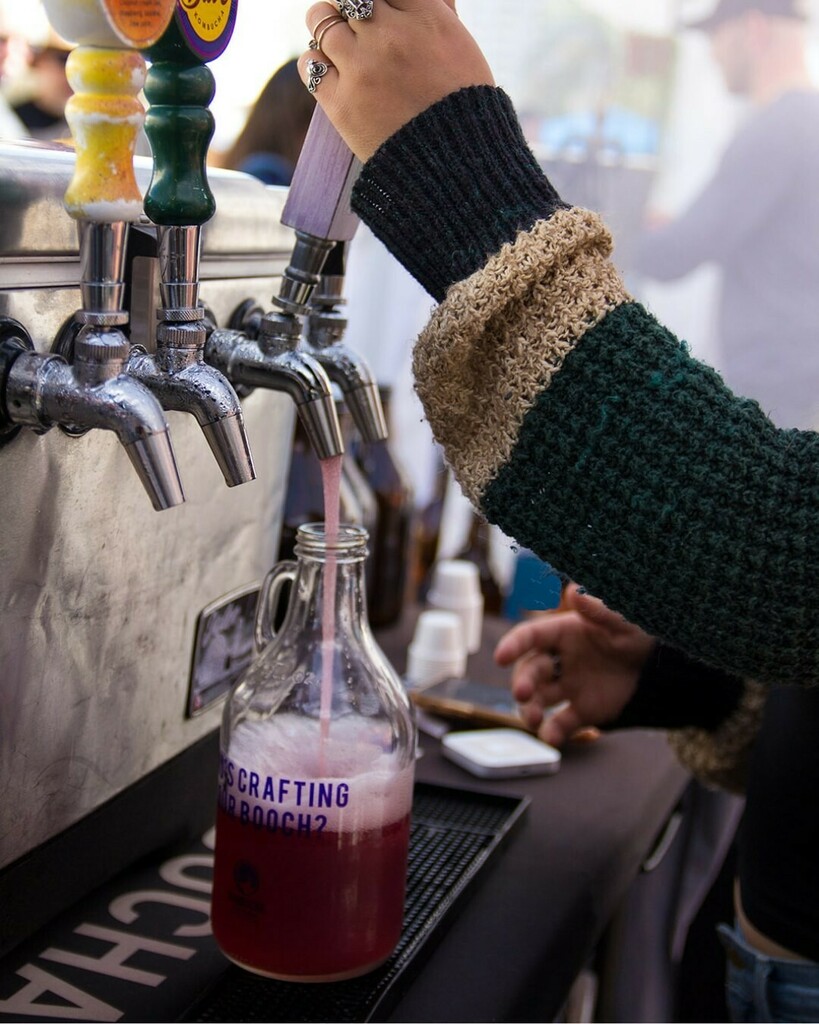 CarlsbadFarmers's tweet photo. Representing four San Diego-based kombucha brewers and over 20 flavors at 14 different farmers' markets, Kombucha Cares curates some of the best kombuchas in town.

By buying from @kombuchacares, you are supporting local kombucha brewers. Even more, a po… https://t.co/2giio8oh6r https://t.co/LrsB8VYTYe