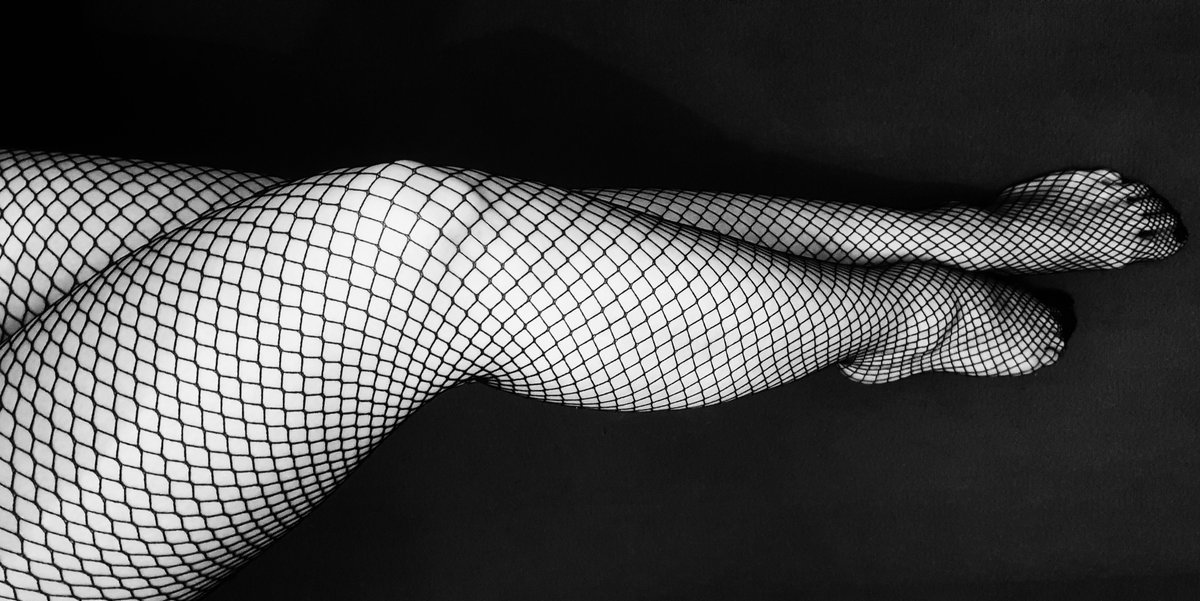 DieroteZora2's tweet photo. So? @MissesTinker ?
#foottuesday
Könnte auch ein #legtuesday sein :D https://t.co/LGQ7pLDRmG