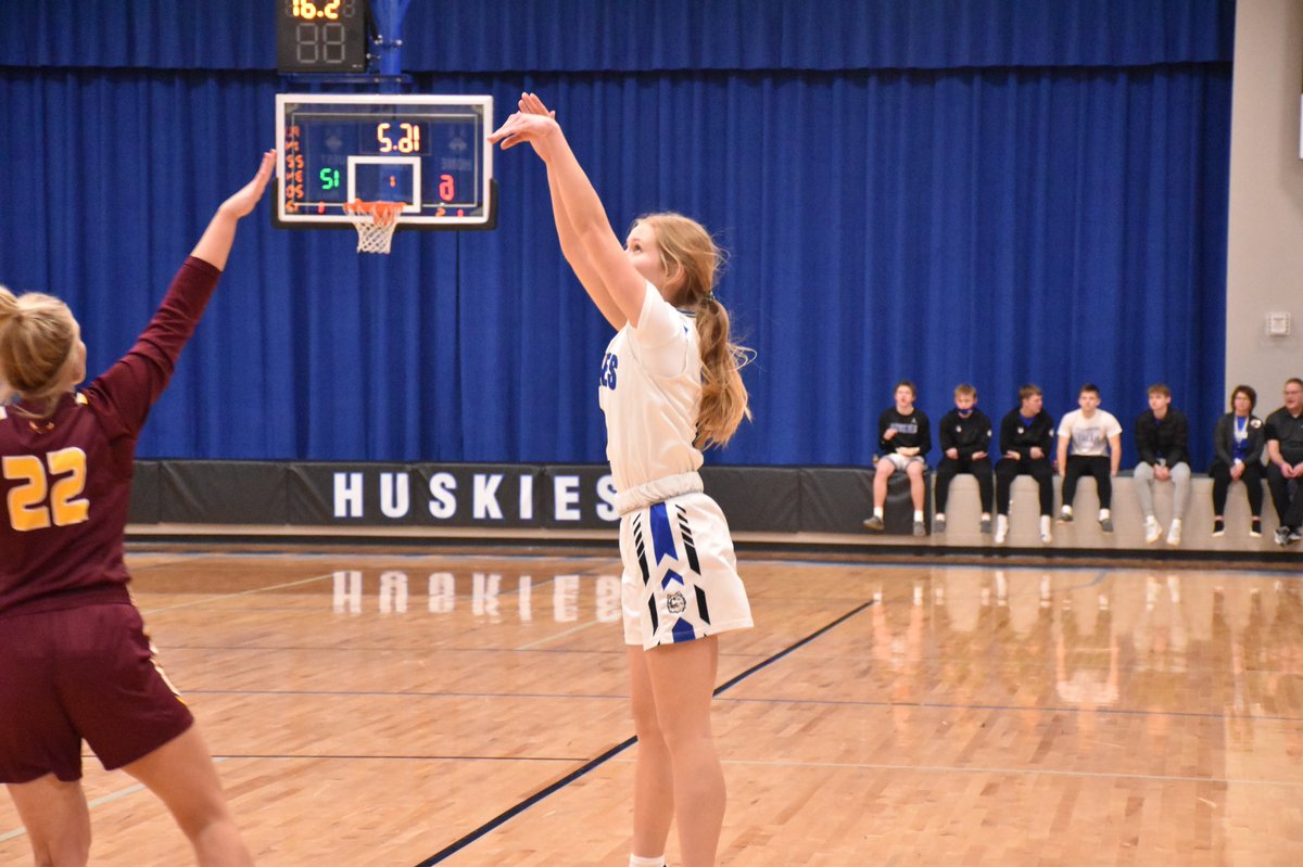 BE Huskies Girls Basketball tweet media