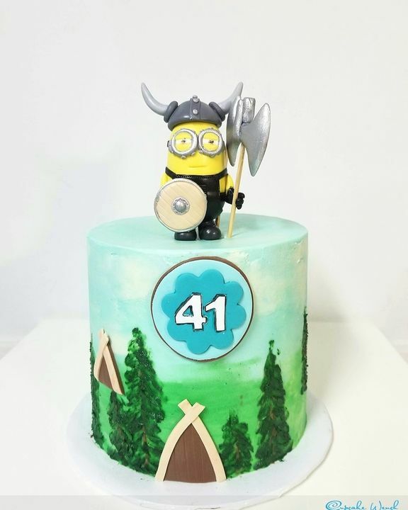 cupcakewench's tweet photo. Marc and I have been playing the game Titan Uprising since it started so for his 41st birthday cake I decided to combine 2 of his faves: the game and minions. I was kinda obsessed with this cake and was secretly happy when he froze his viking minion topp… https://t.co/KsYkWi4UGy https://t.co/gUbVfZNYaG