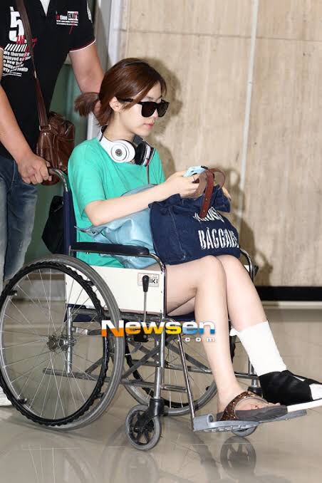 จริงๆ มีภาคก่อนหน้านะ ทำไมทีอาราต้องเจ็บปวดกับหล่อน ส่วนอันนี้ก็โปสเตอร์